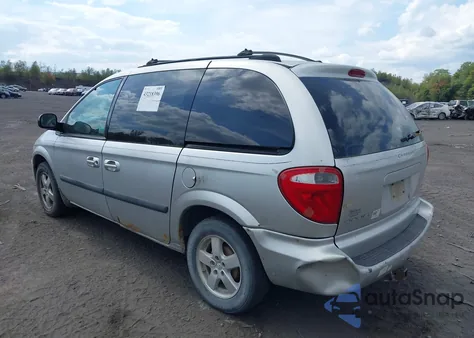 2005 Dodge Caravan Sxt z USA, uszkodzony, nr VIN 1D4GP45R25B144561